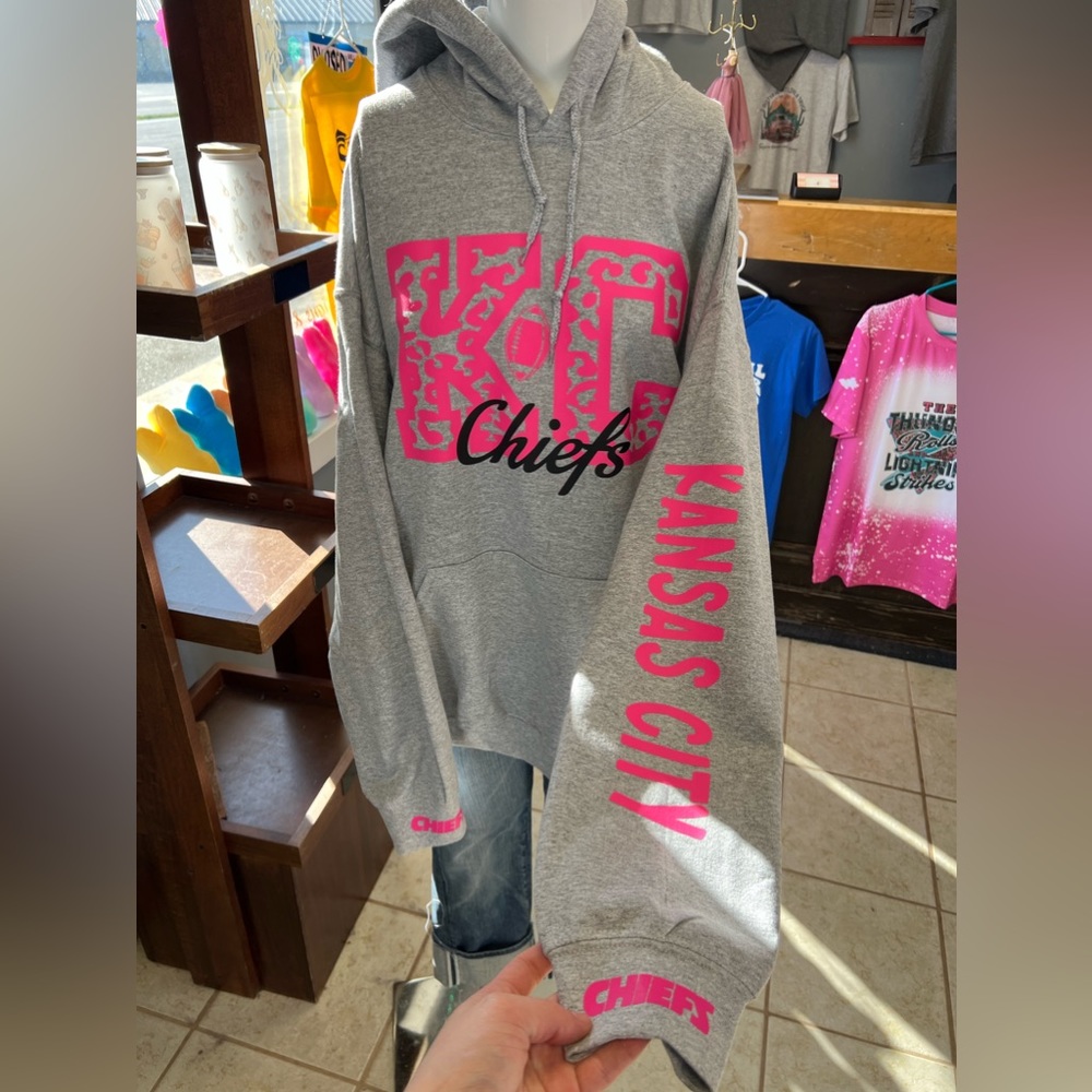 Brand new unisex hoodie, Kansas City Chiefs, pink colored
